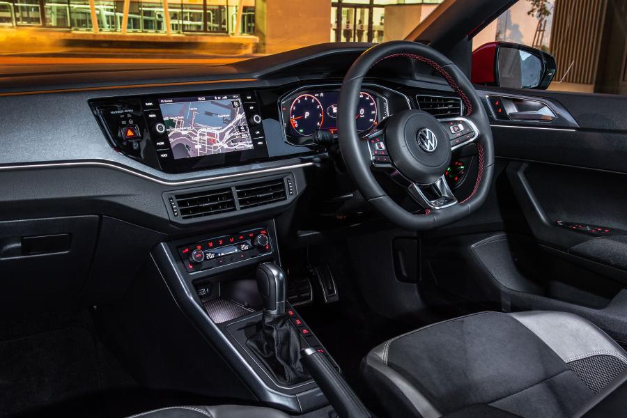 Торпедо Volkswagen Polo GTI (Typ AW) 2018 года  (ZA) (фото 32 из 36)